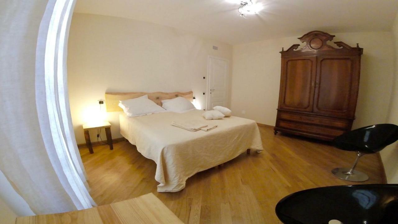 Liberty Room And Breakfast Borgo Val di Taro Buitenkant foto